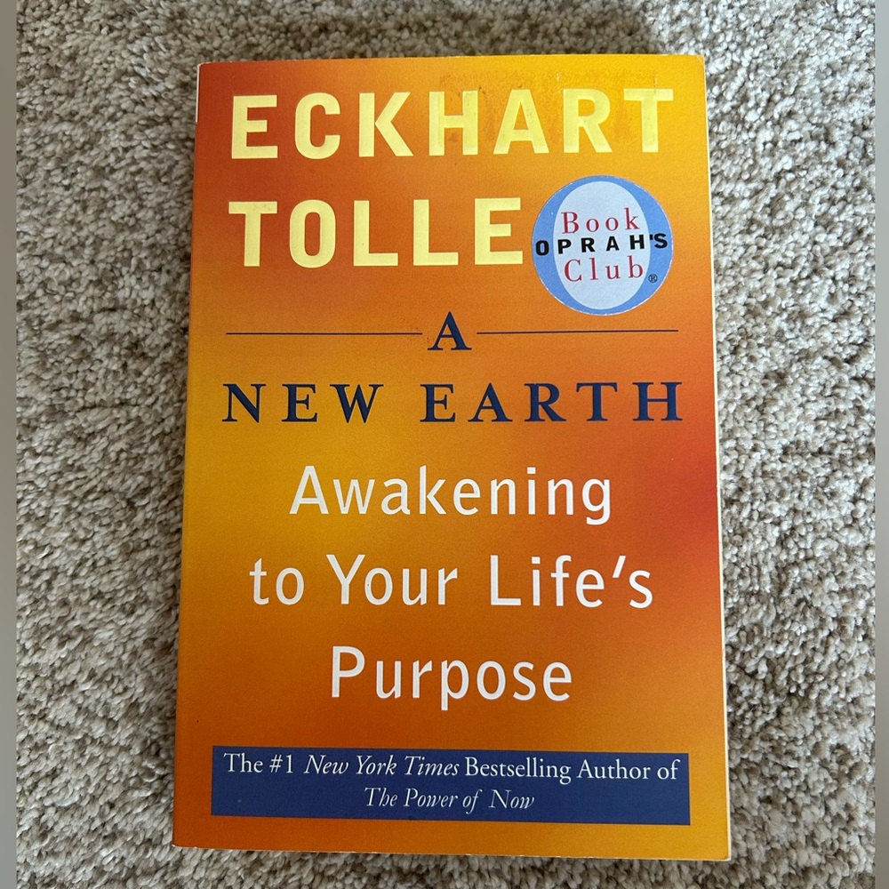 A New Earth: Awakening to Your Life’s Purpose by Eckhart Tolle Book